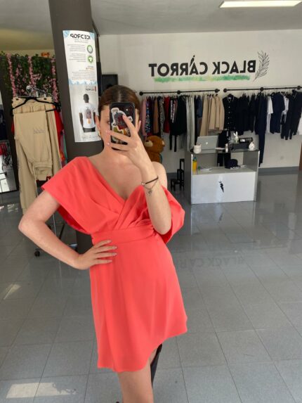 Abito con scollo plissettato