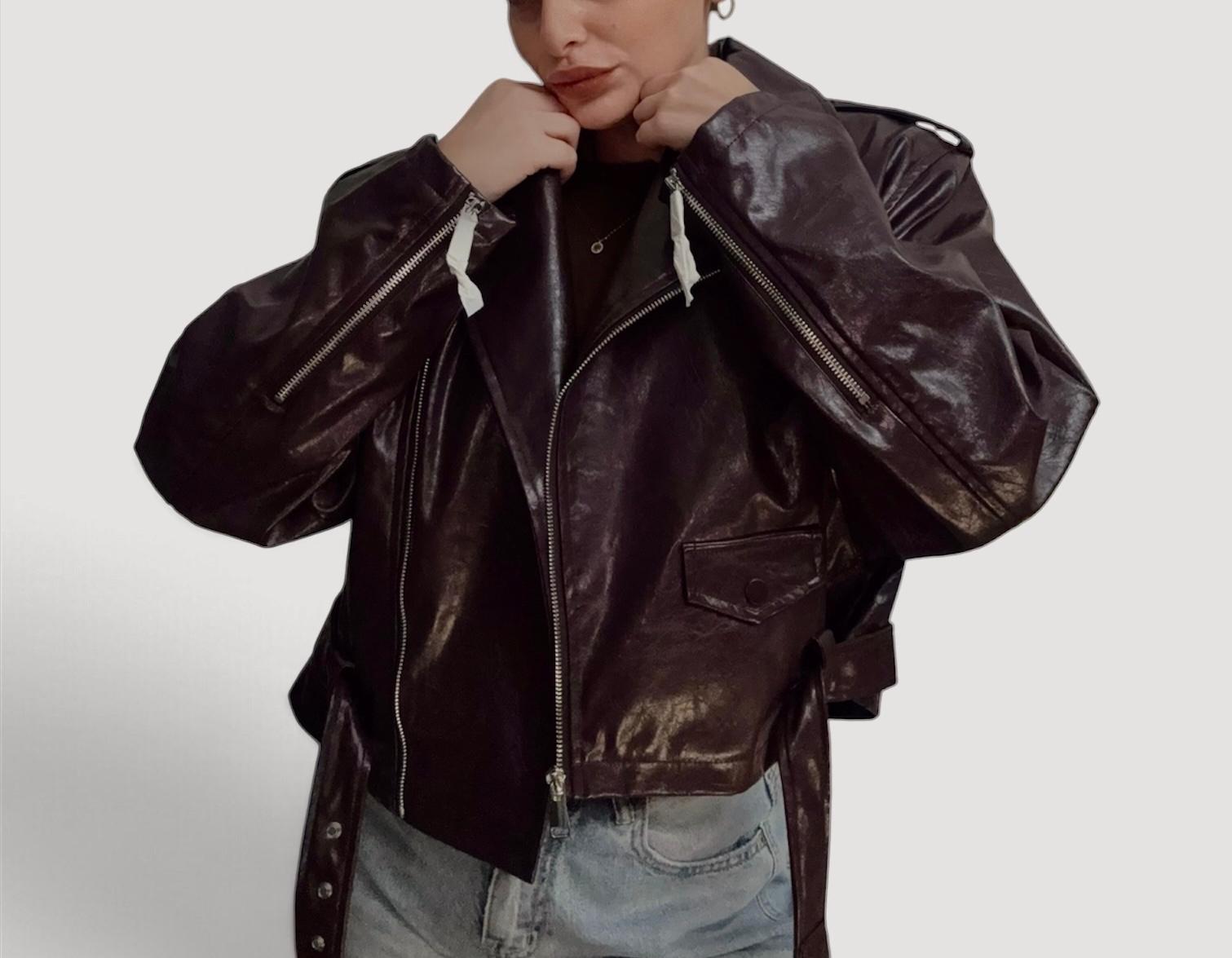Chiodo Vinyl effect - immagine 2